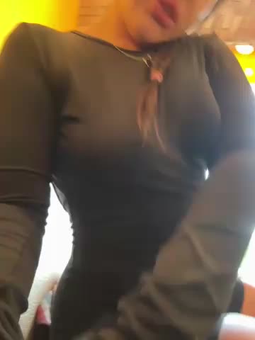 AleksandraRich Live Sex December 17, 2025