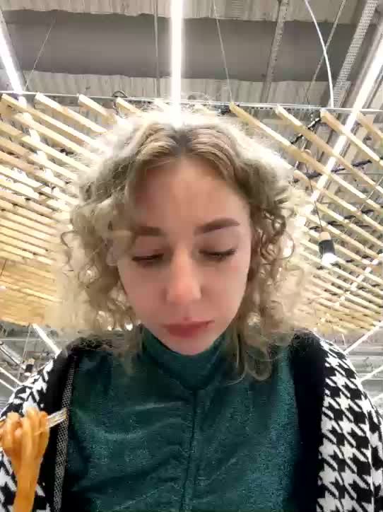 Shaurma- Live Sex December 17, 2025