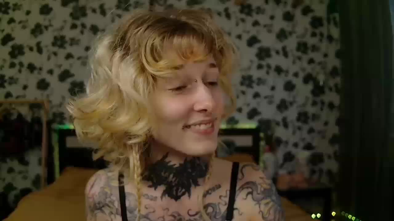 LittleSpaceMouse- Live Sex 2025.08.27