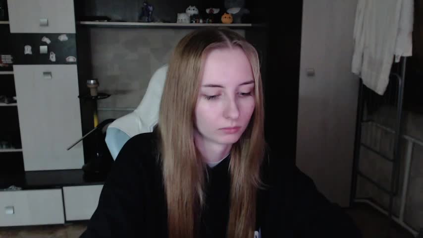 Cutti_Crystal Live Sex December 12, 2025