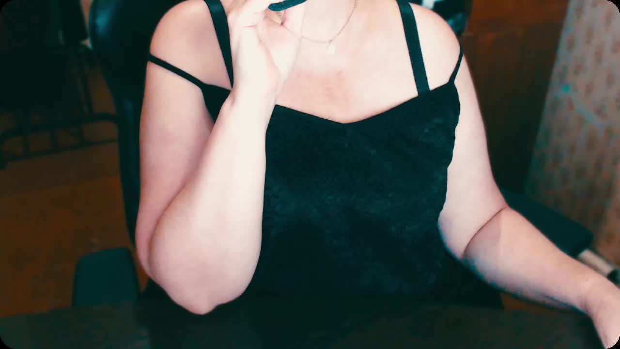 Alisa1917 Live Sex December 17, 2025