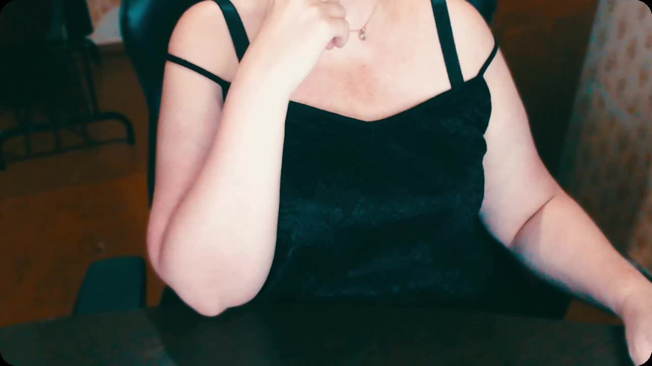 Alisa1917 Live Sex December 17, 2025