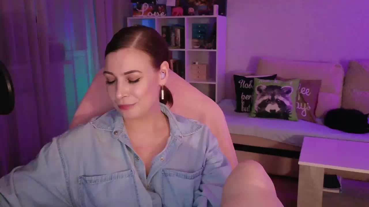 LadyLLS Live Sex December 13, 2025