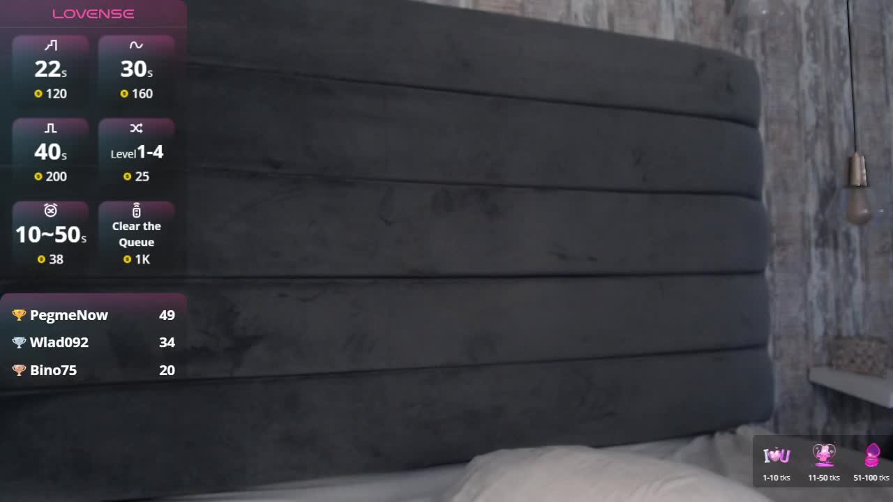 CrystalWoods94 Live Sex December 18, 2025