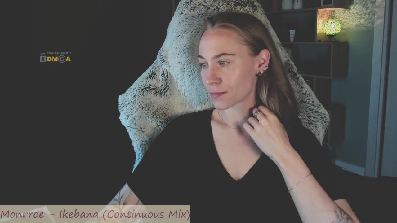 Adamova_Eva Live Sex December 17, 2025