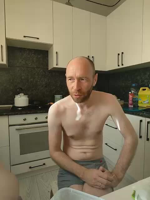 Innokentiy449 Live Sex December 15, 2025