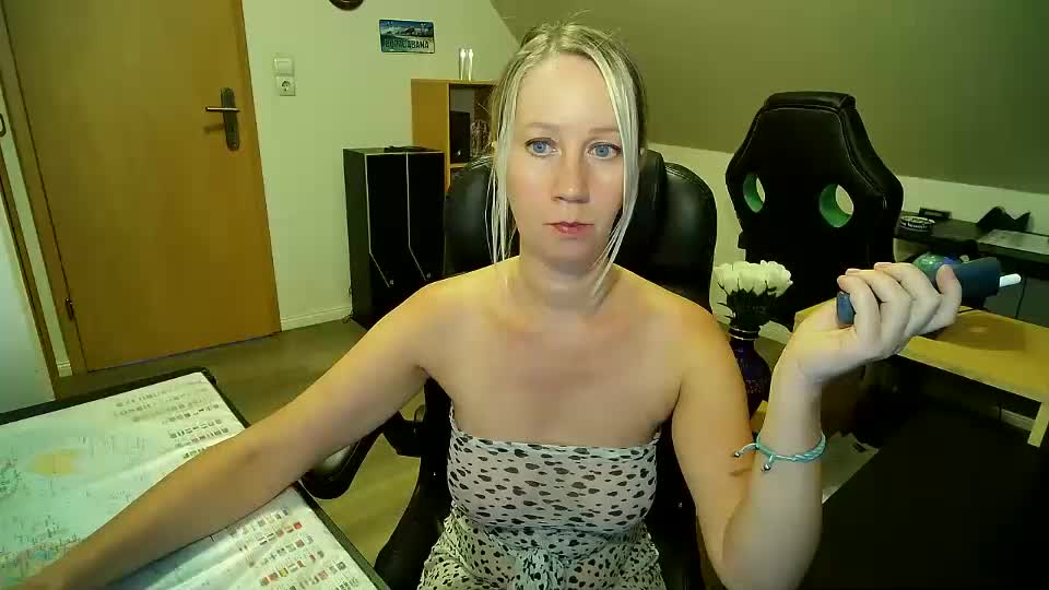 _korall_ Live Sex December 14, 2025