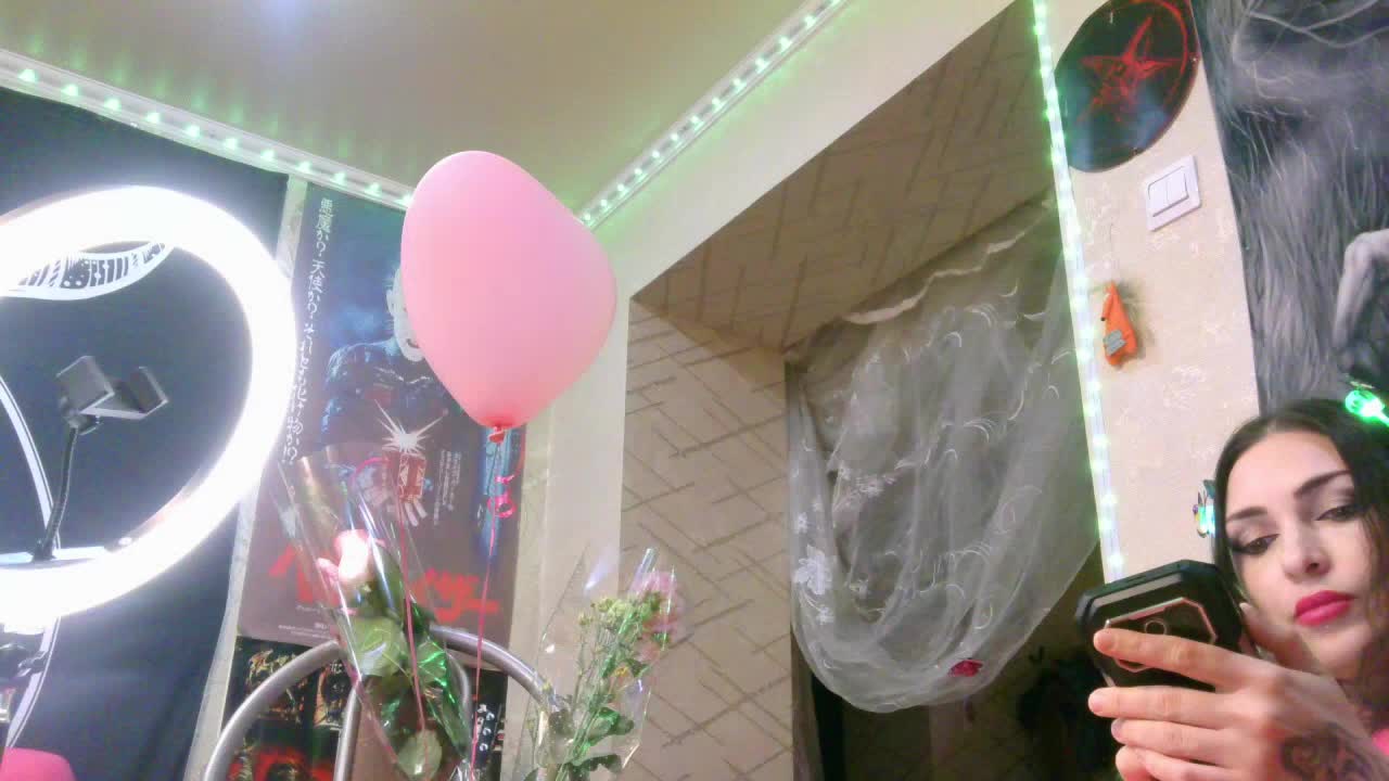 TvarRoxy Live Sex December 13, 2025