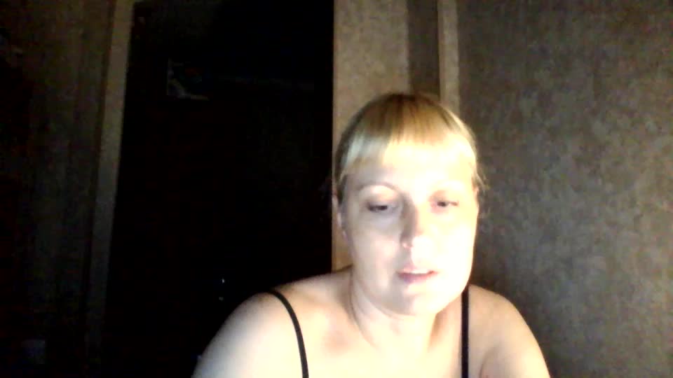 krisss2016 Live Sex December 15, 2025