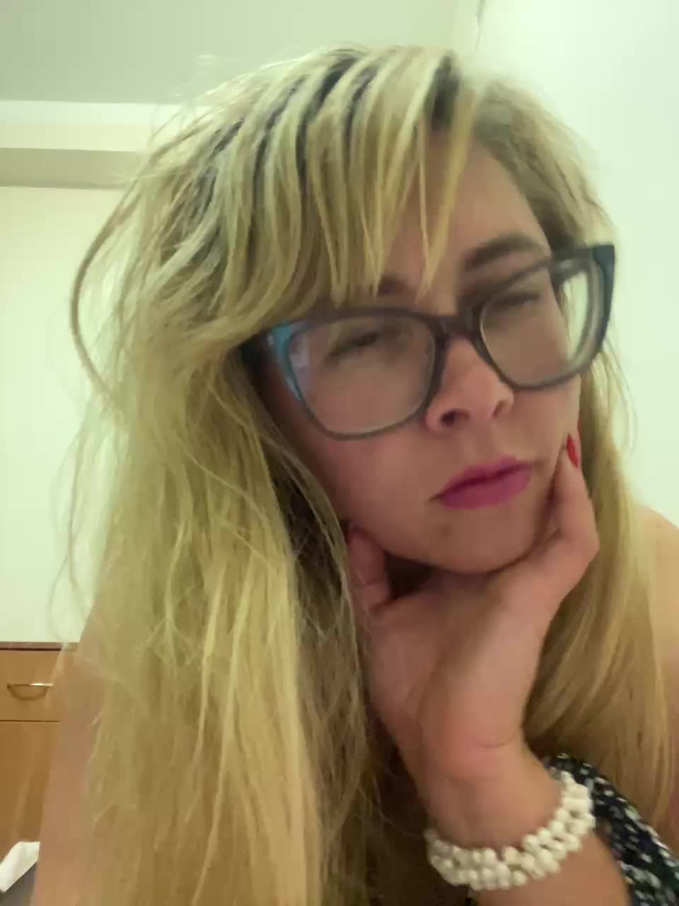 Elegant00Girl Live Sex December 17, 2025