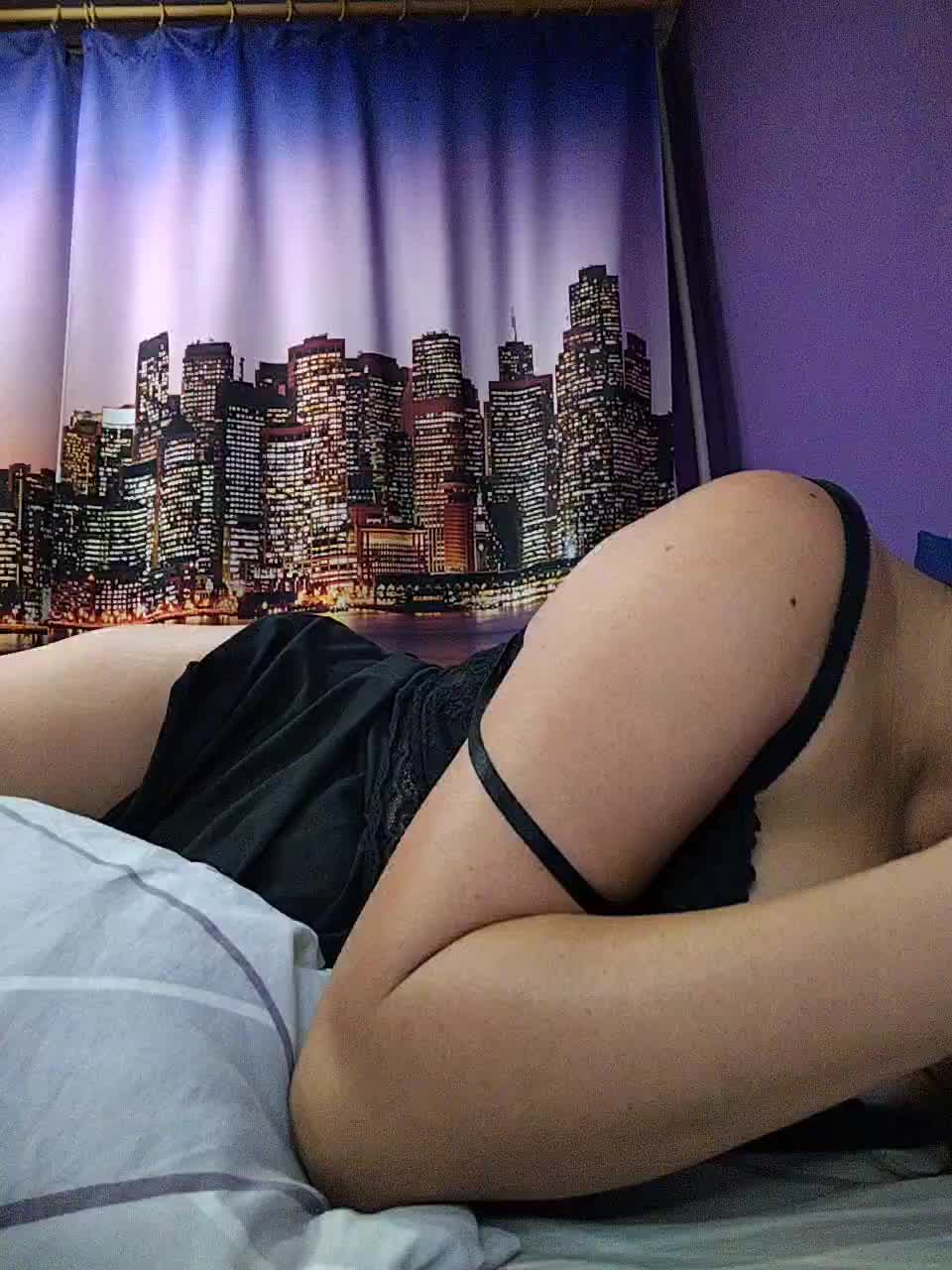 AlicaLovely Live Sex December 18, 2025