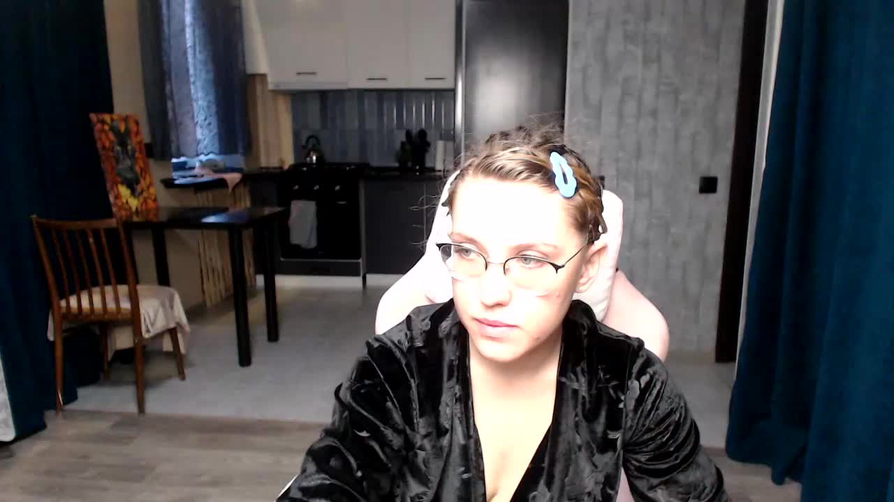 Regimasmile Live Sex December 14, 2025