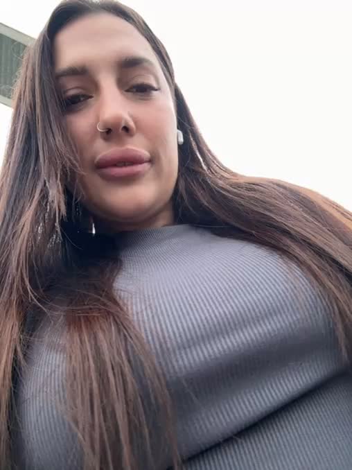 AleksandraRich Live Sex December 17, 2025