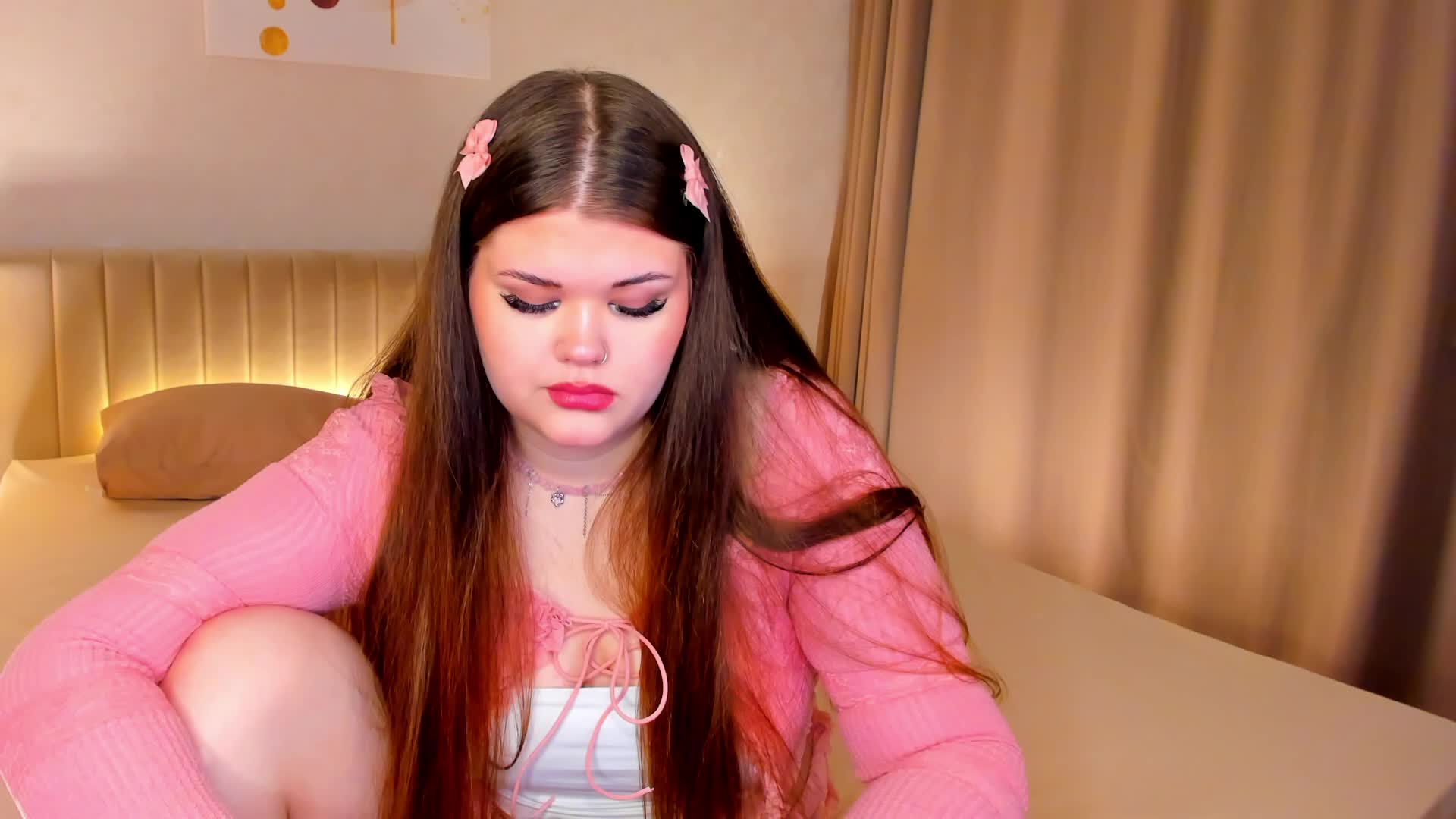 elle-one Live Sex December 17, 2025