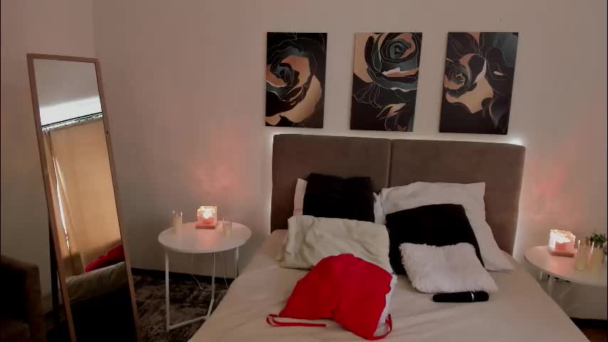 likaklint Live Sex December 13, 2025