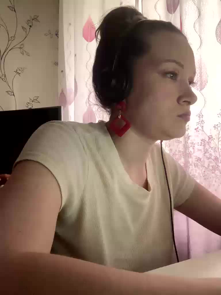 kurtizanka-partizanka Live Sex December 13, 2025