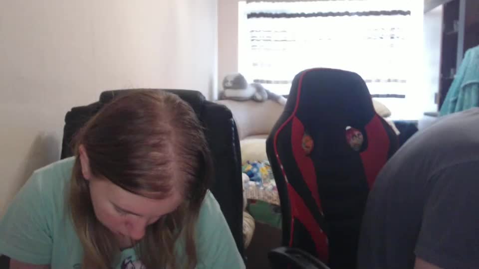 jenisandpeter Live Sex December 19, 2025