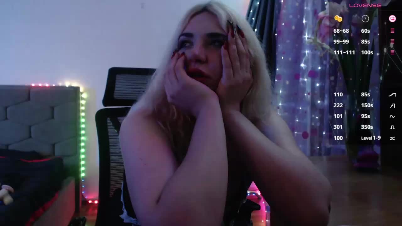 Liliya010 Live Sex December 15, 2025