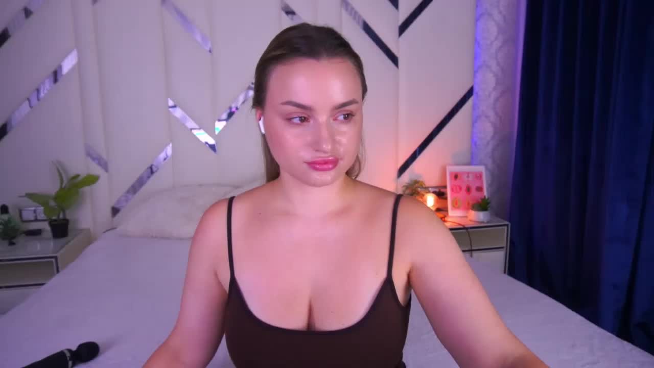FloraGreys Live Sex December 14, 2025