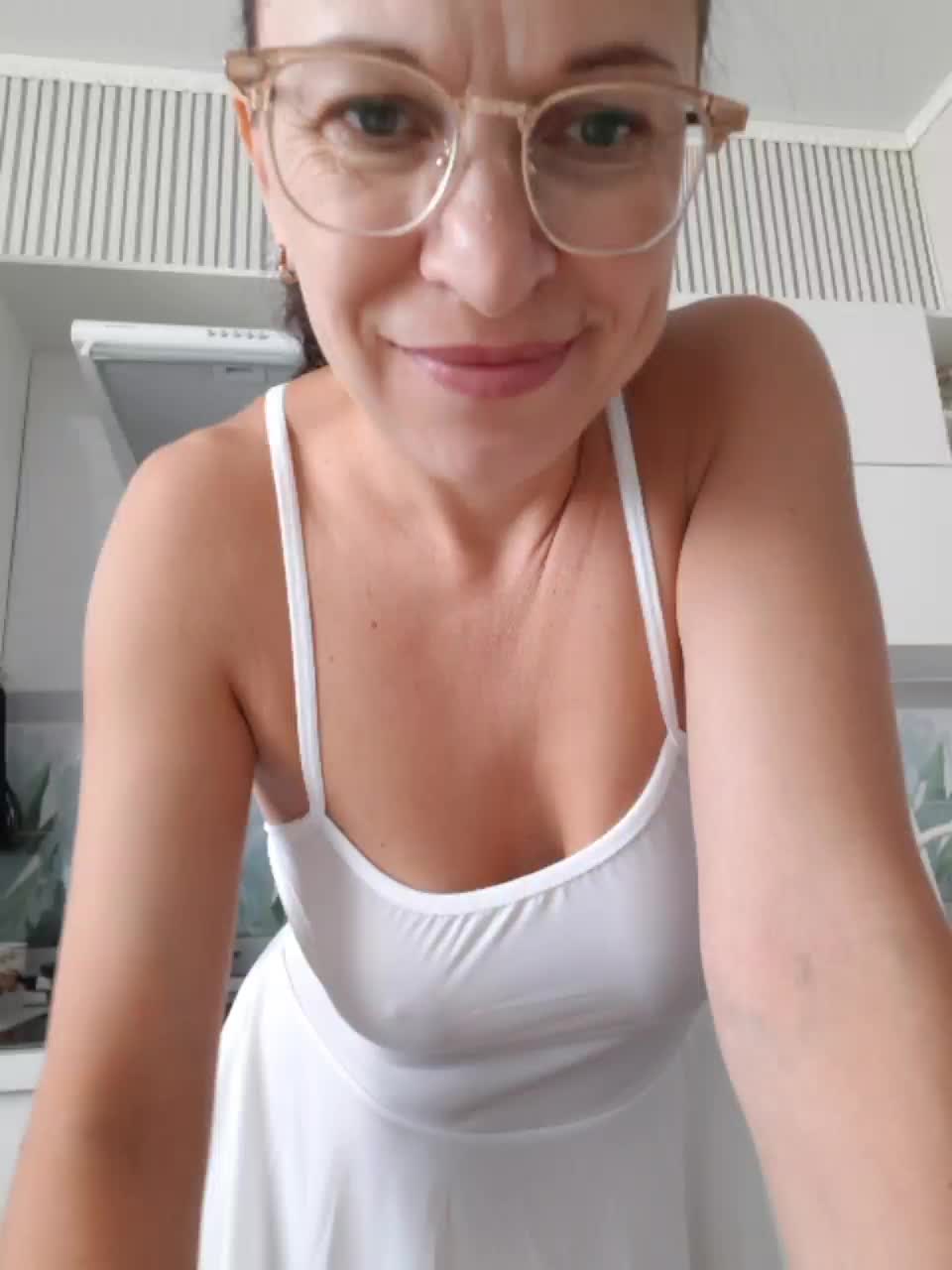 IriskaMai Live Sex December 14, 2025