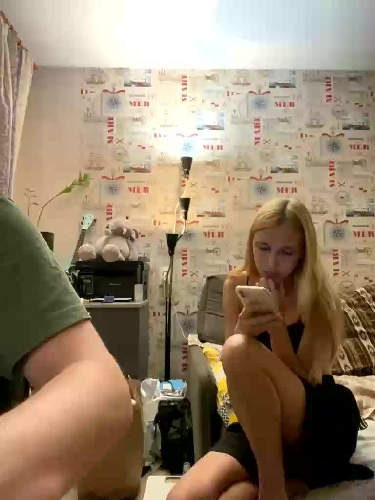 lina_wap Live Sex December 19, 2025