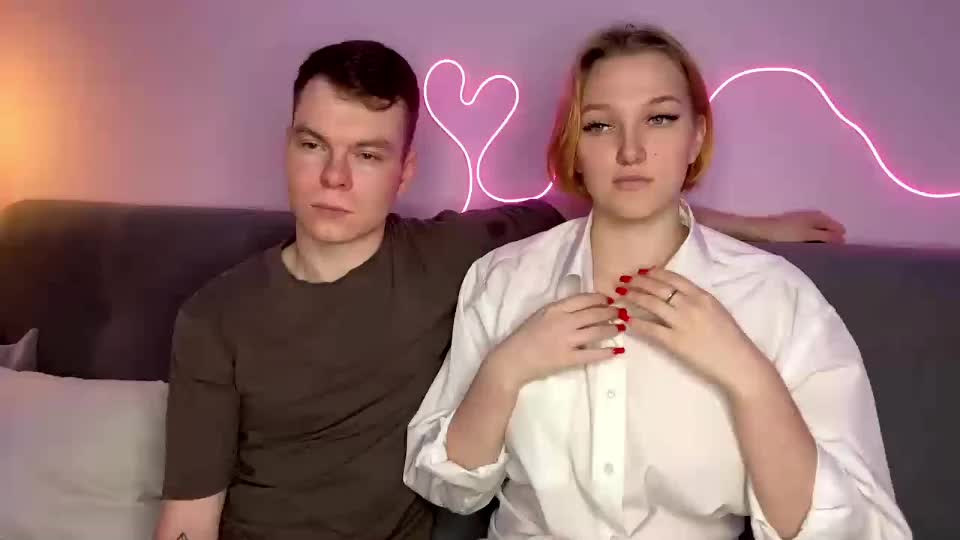 julielourens Live Sex December 17, 2025