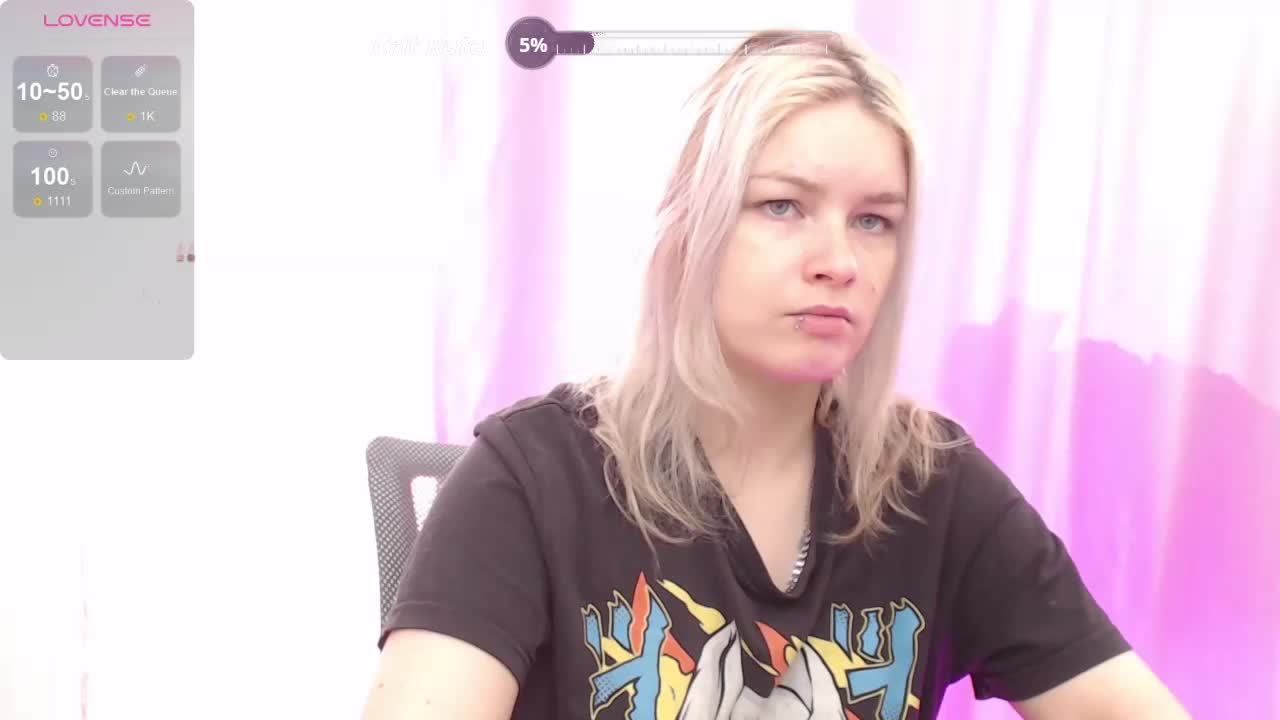 CherryNight666 Live Sex December 17, 2025