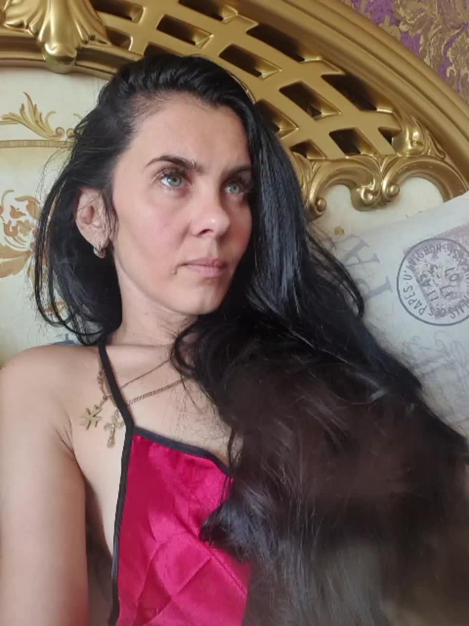 -France- Live Sex December 13, 2025