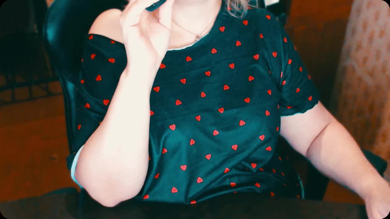 Alisa1917 Live Sex December 17, 2025