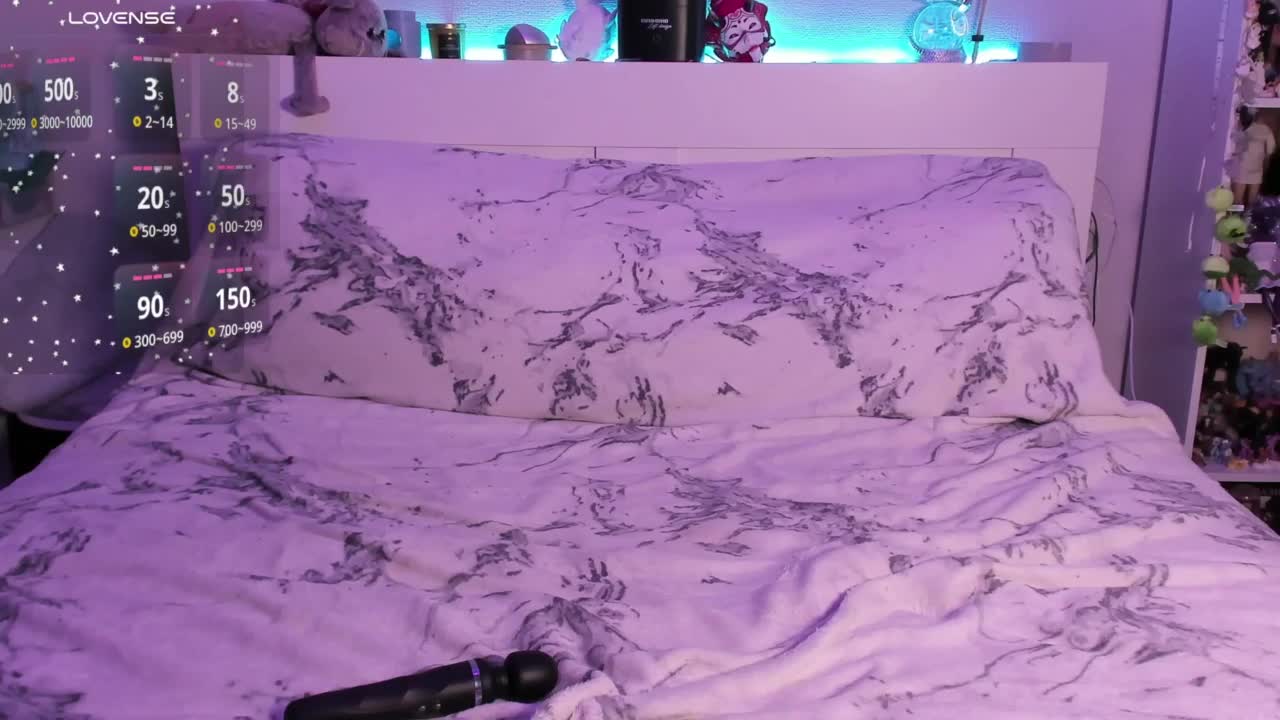 ChloeKohaku Live Sex December 17, 2025