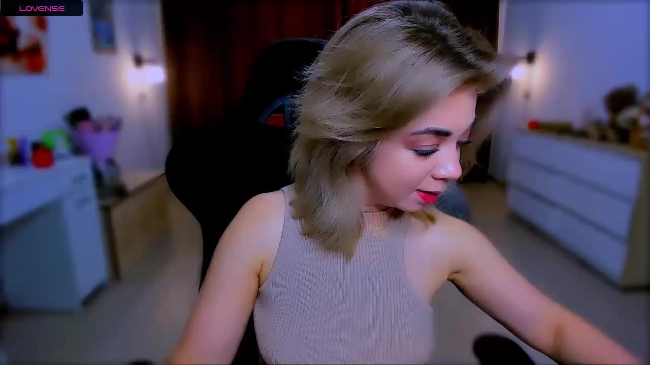 BabyNicole Live Sex December 14, 2025