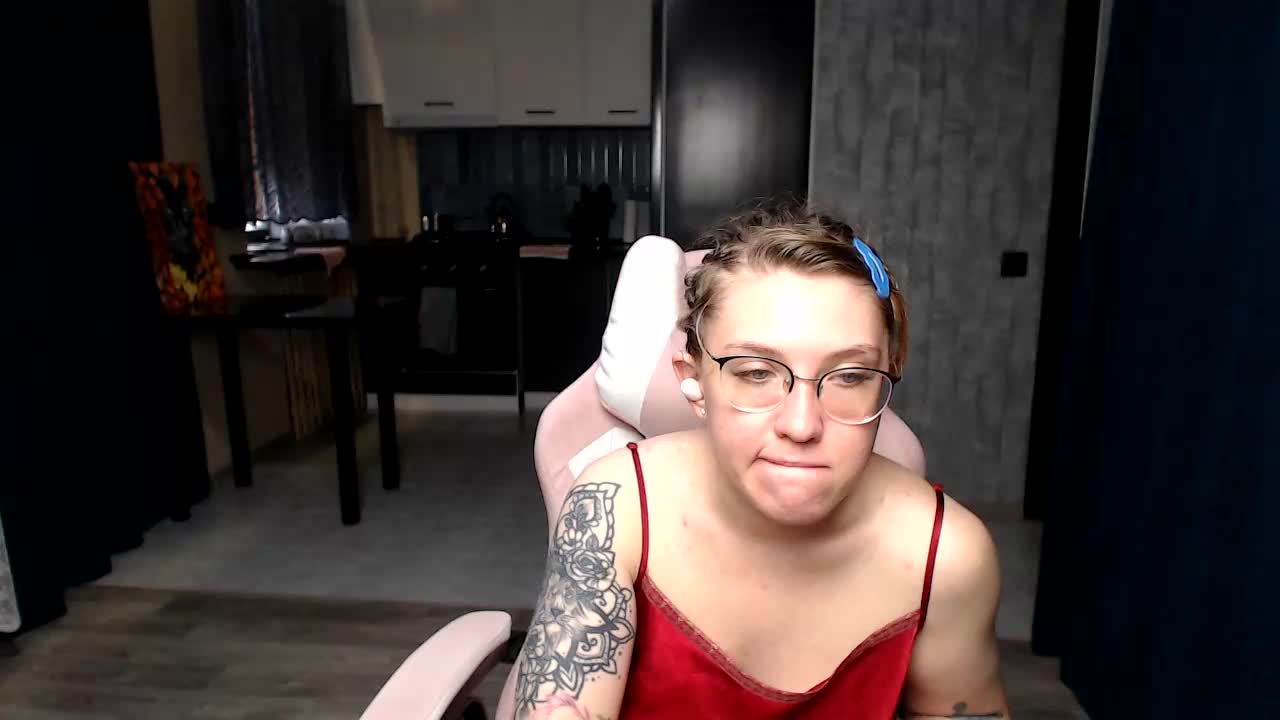 Regimasmile Live Sex December 14, 2025