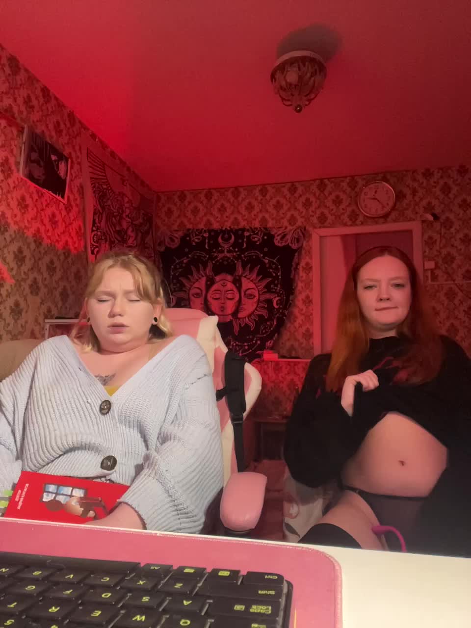 Radiants2 Live Sex December 13, 2025