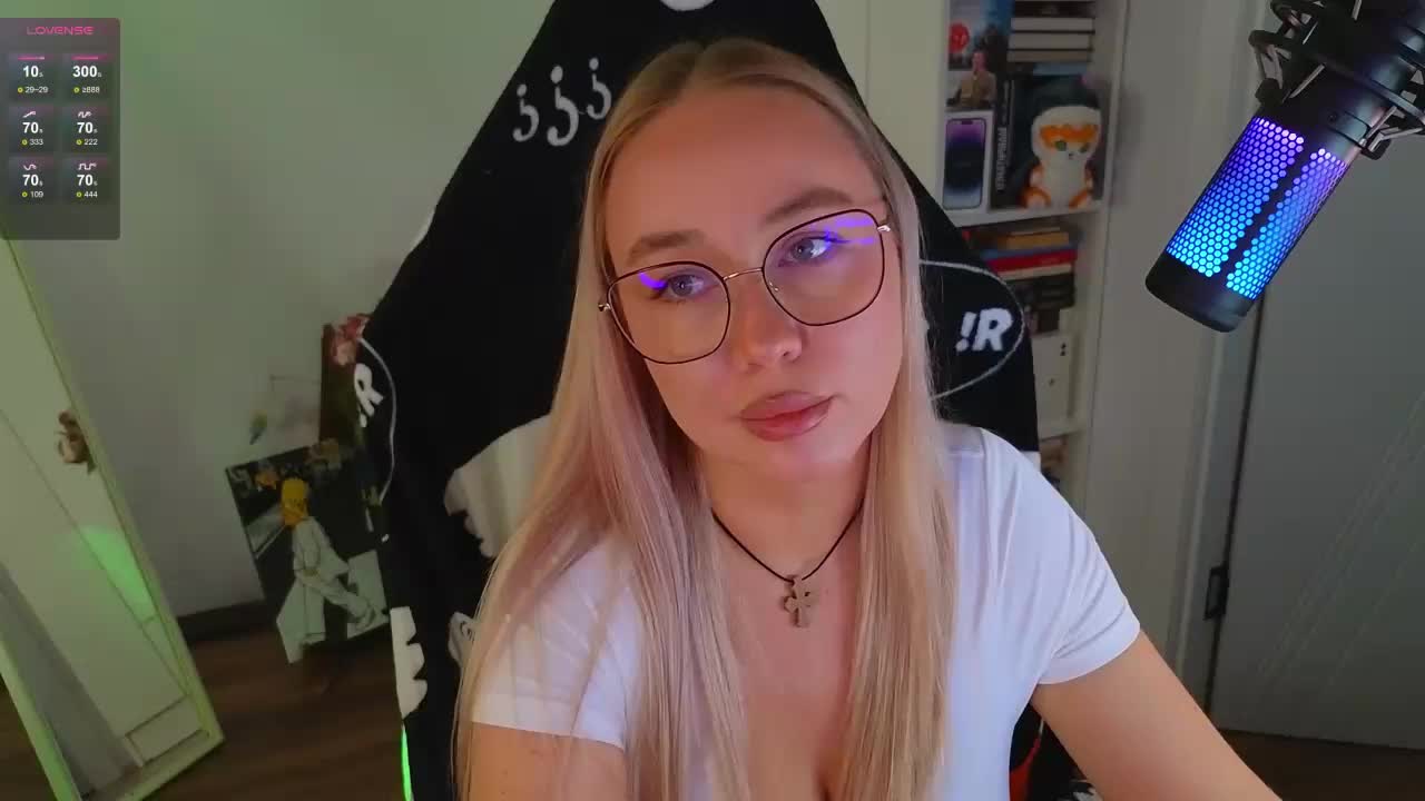 Emili1- Live Sex December 13, 2025