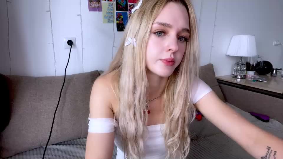 sailormoon666_ Live Sex December 17, 2025