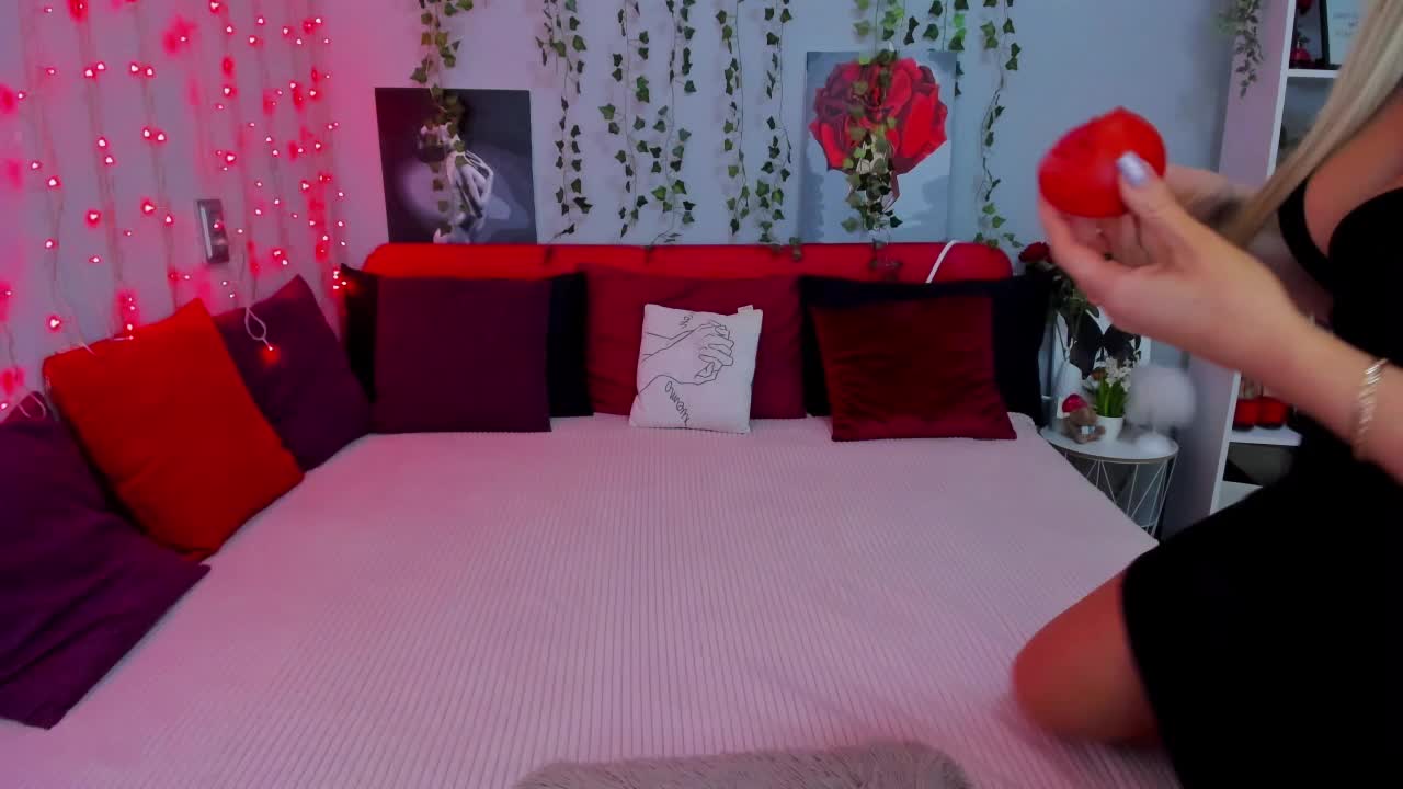 GessaBelluci Live Sex December 14, 2025