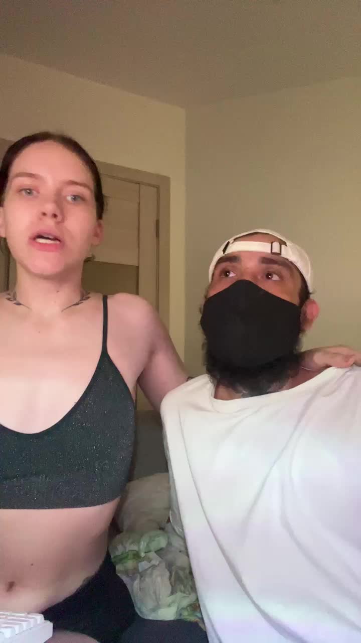 muzhzhena911 Live Sex December 12, 2025