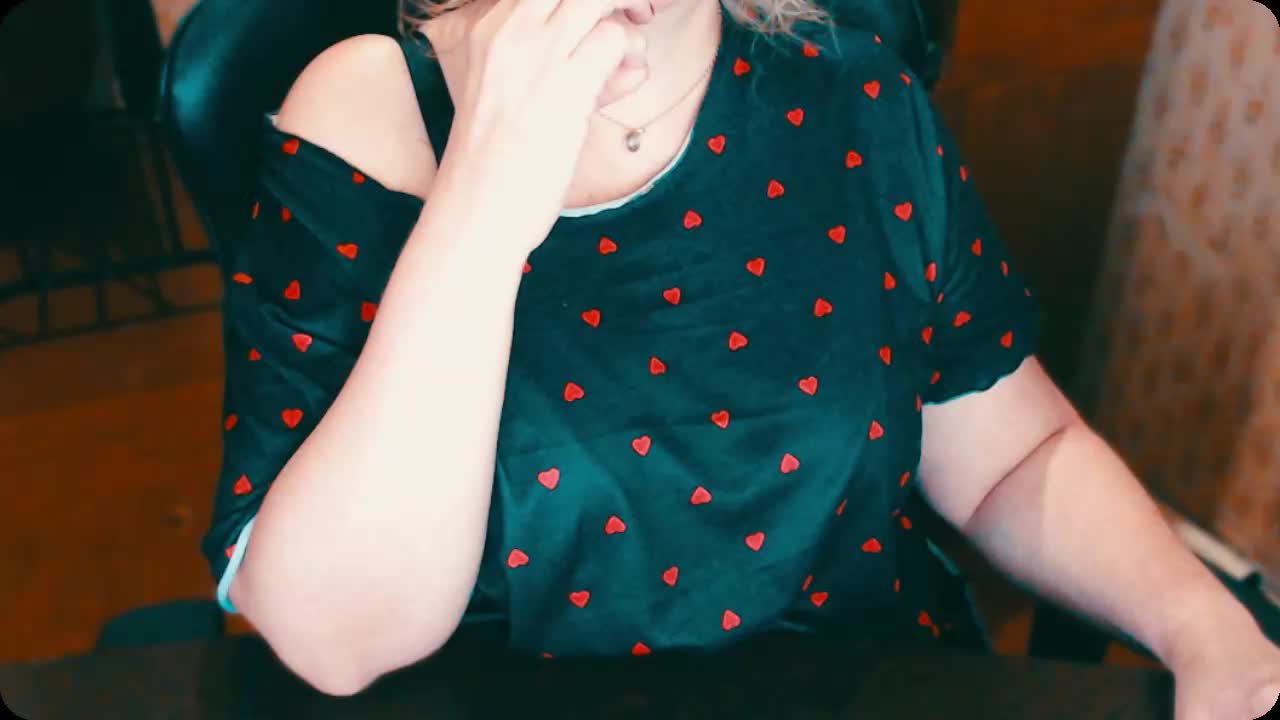 Alisa1917 Live Sex December 17, 2025