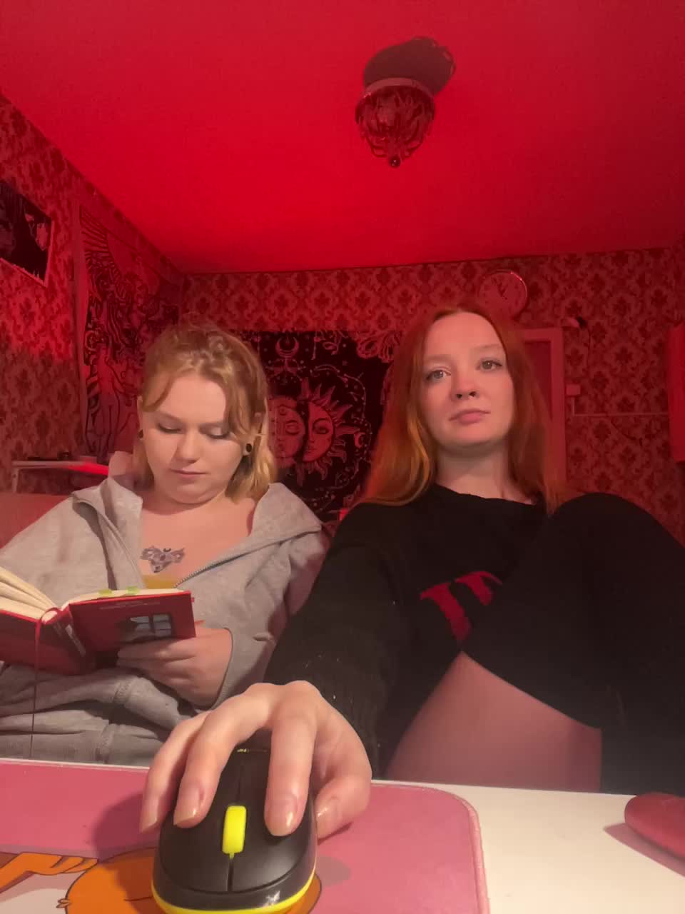 Radiants2 Live Sex December 13, 2025