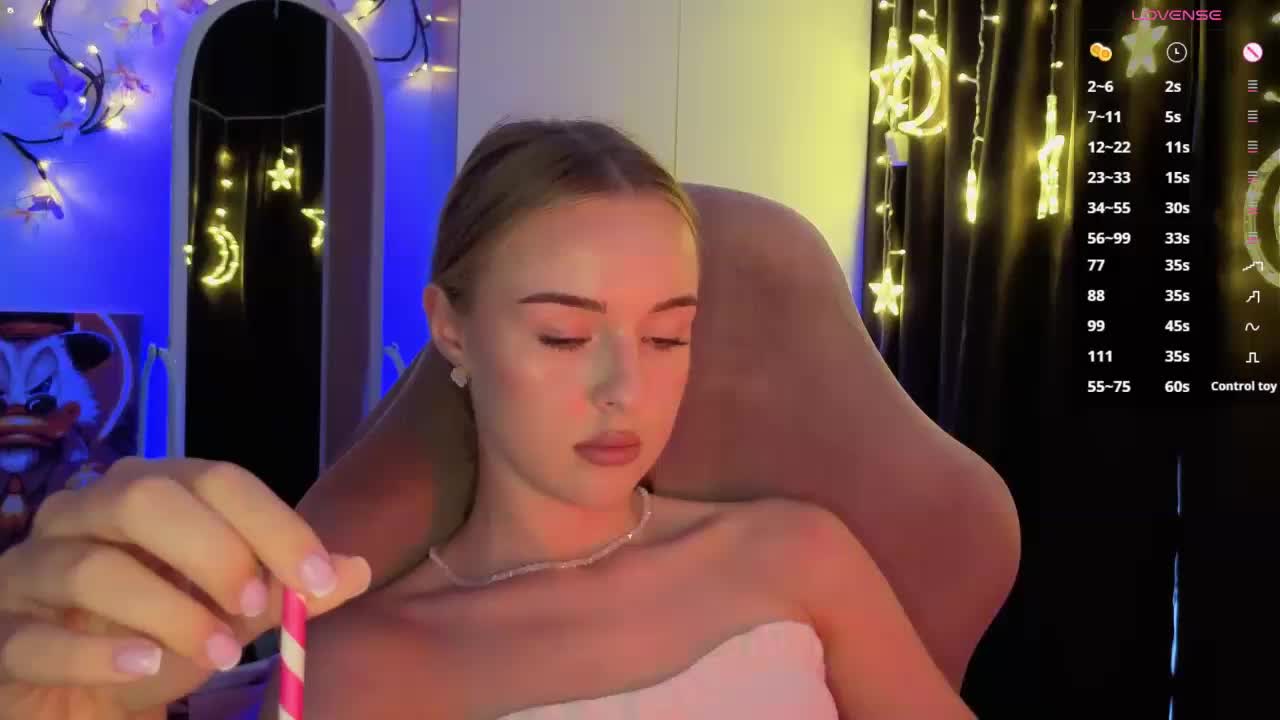 Nestyzz Live Sex December 14, 2025