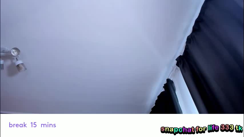 vivian_qwerty Live Sex December 13, 2025