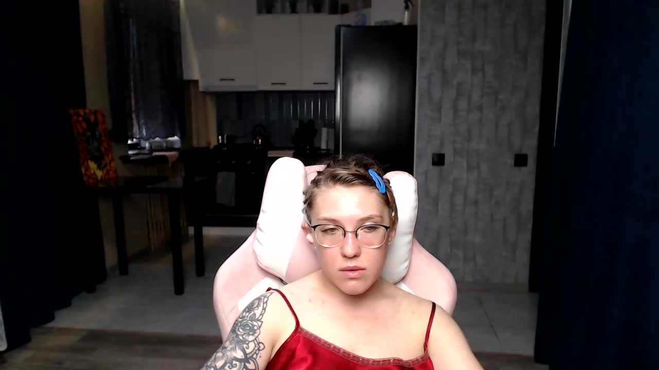 Regimasmile Live Sex December 14, 2025