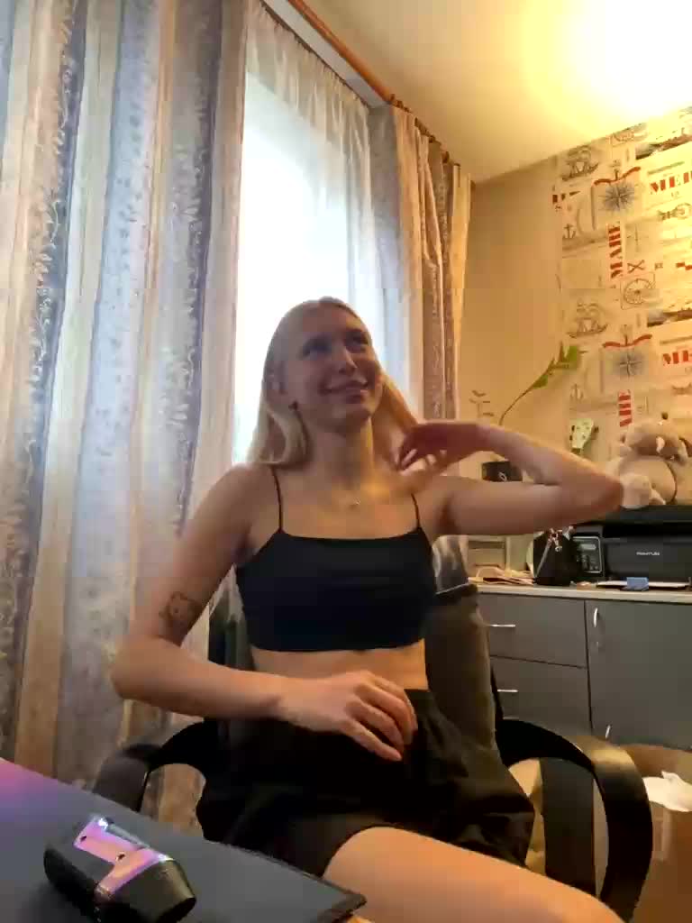 lina_wap Live Sex December 17, 2025