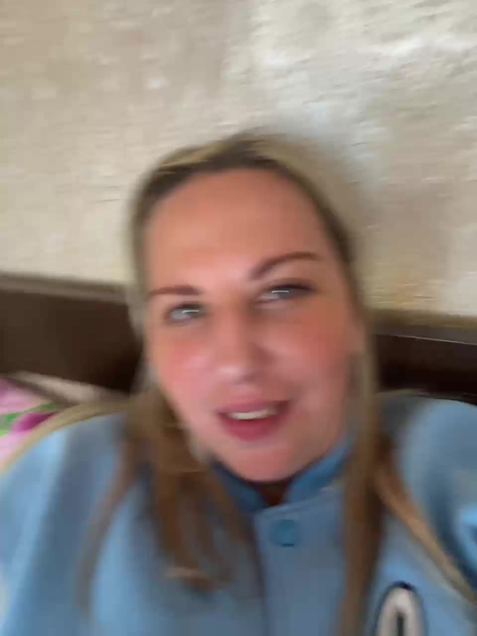 Roksi-8 Live Sex December 14, 2025