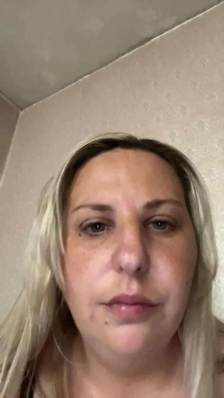 Roksi-8 Live Sex December 14, 2025