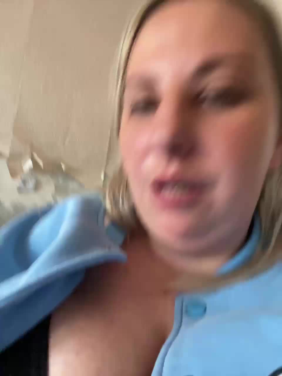 Roksi-8 Live Sex December 14, 2025