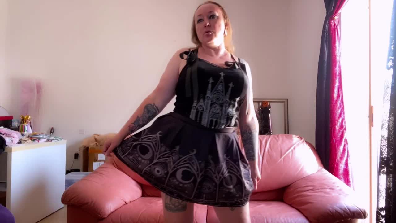 NylonQueen Live Sex December 14, 2025