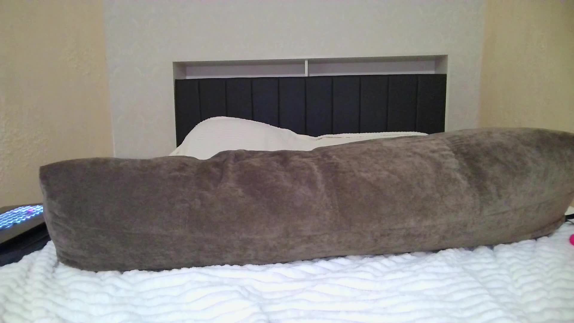 Adel0299 Live Sex December 17, 2025