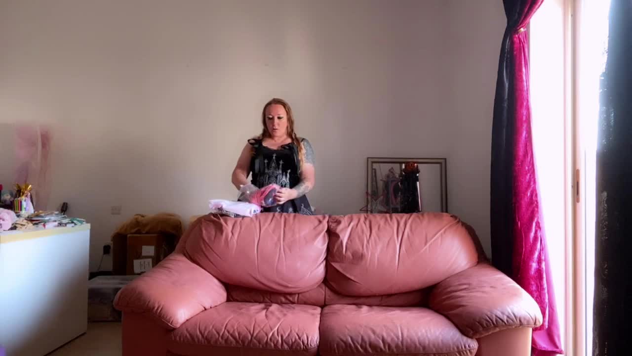 NylonQueen Live Sex December 14, 2025