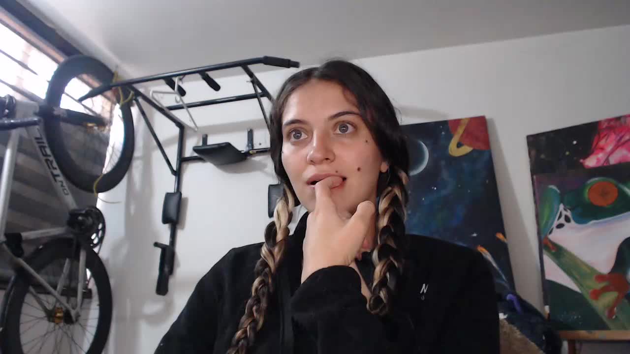 mariecam420 Live Sex December 14, 2025